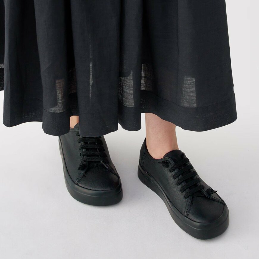 出所：無印良品公式　婦人　レザーローカットスニーカー