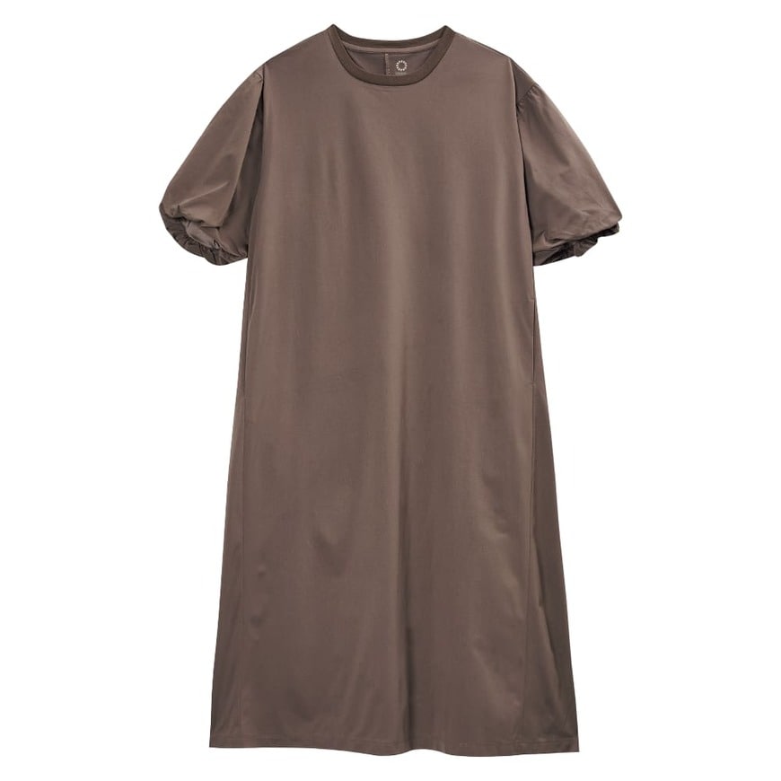 出所：ワークマン公式　レディースドライサイドポケットバルーンスリーブワンピース