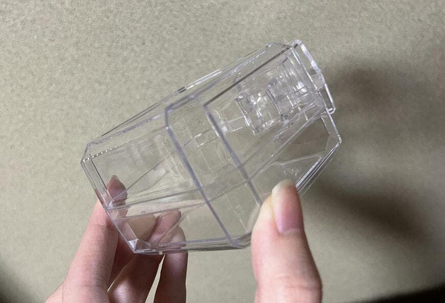 セリア、ギフトボックス 香水型 クリア写真