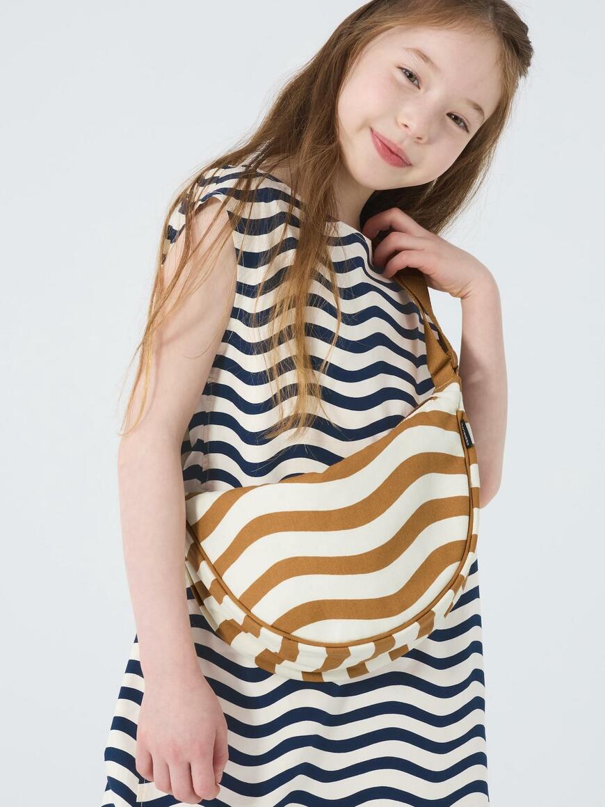 ユニクロ、ラウンドミニショルダーバッグ画像