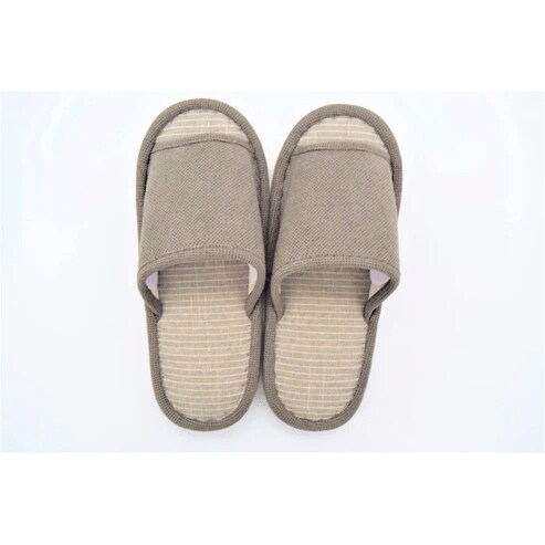 足の負担になりにくいやわらかな履き心地