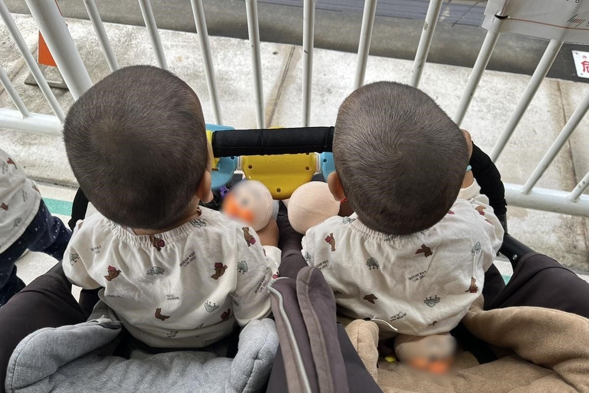 2歳になるまで気づかれなかった、双子ちゃんが「ミラーツイン」である
