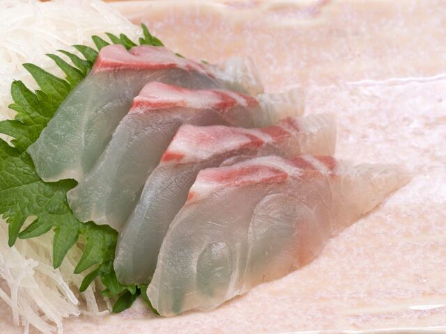 釣ってきた「クロダイ」の身に違和感　白くてプルプルしている理由に納得「猫も跨ぐと言われる」