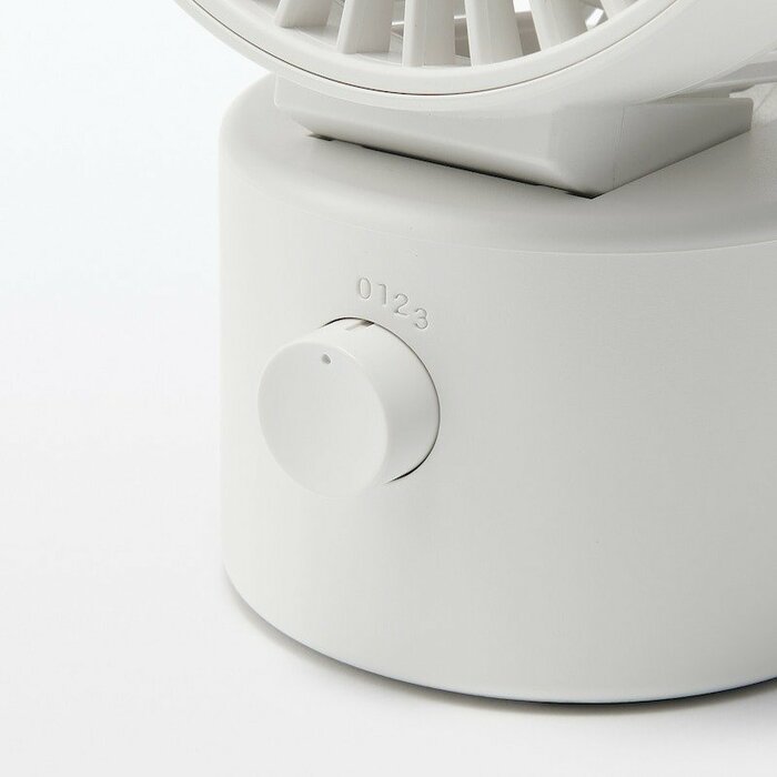 無印良品公式 首振り機能付き コードレスデスクファン