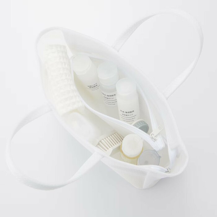 無印良品　EVAスパポーチ（Lサイズ）