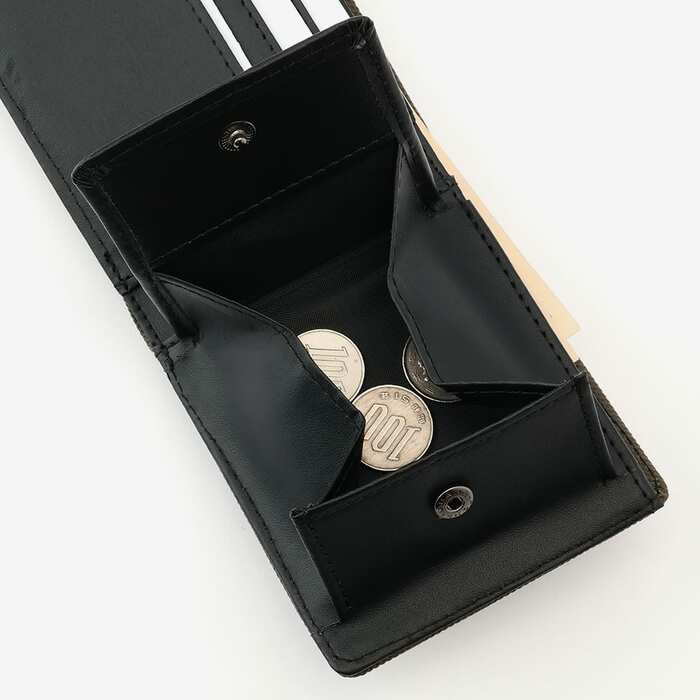 「レザータッチ2つ折り財布」