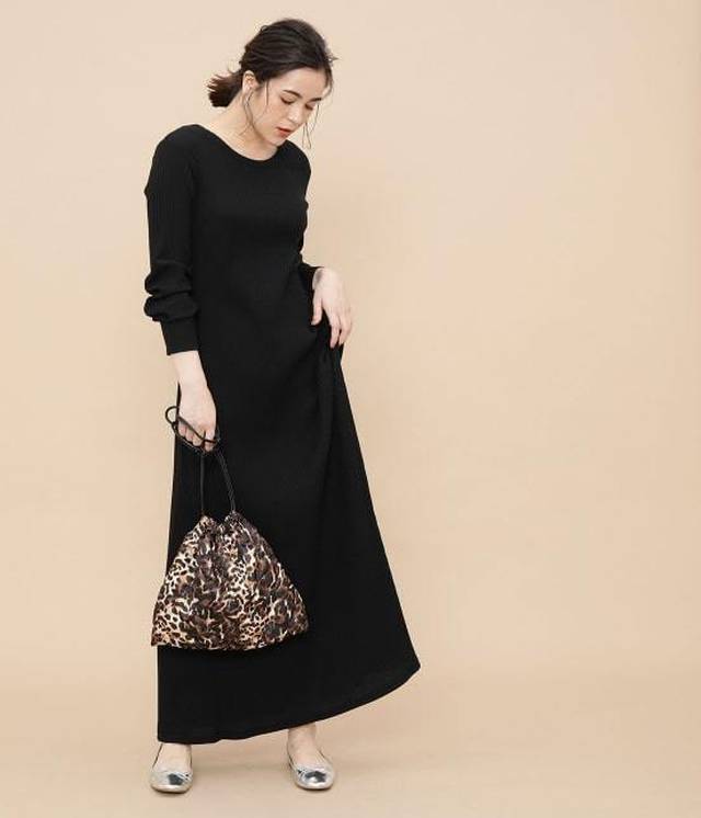 ADAM ET ROPE' FEMME - キルティング巾着バッグ ¥7,480（税込）