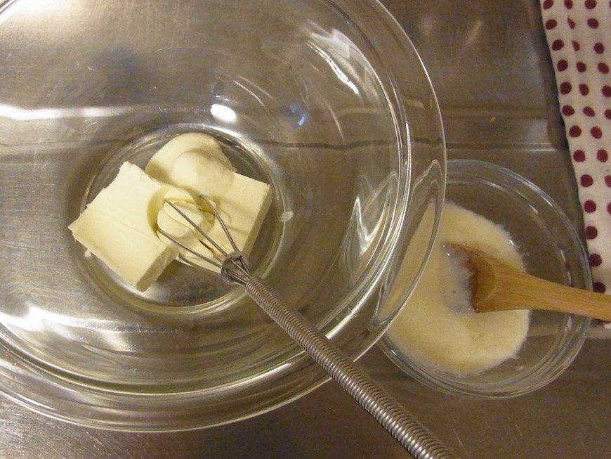 ヨーグルトは少しずつ加える