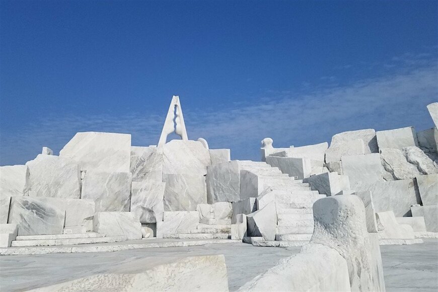 この珍風景・絶景の場所はどこ？ あなたはいくつわかりますか