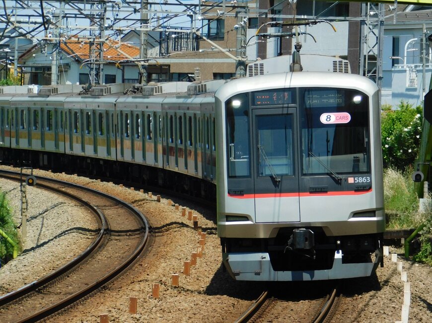 【2023年最新版】東急東横線の最混雑区間＆混雑率は？駅別乗降客数の前年比もチェック