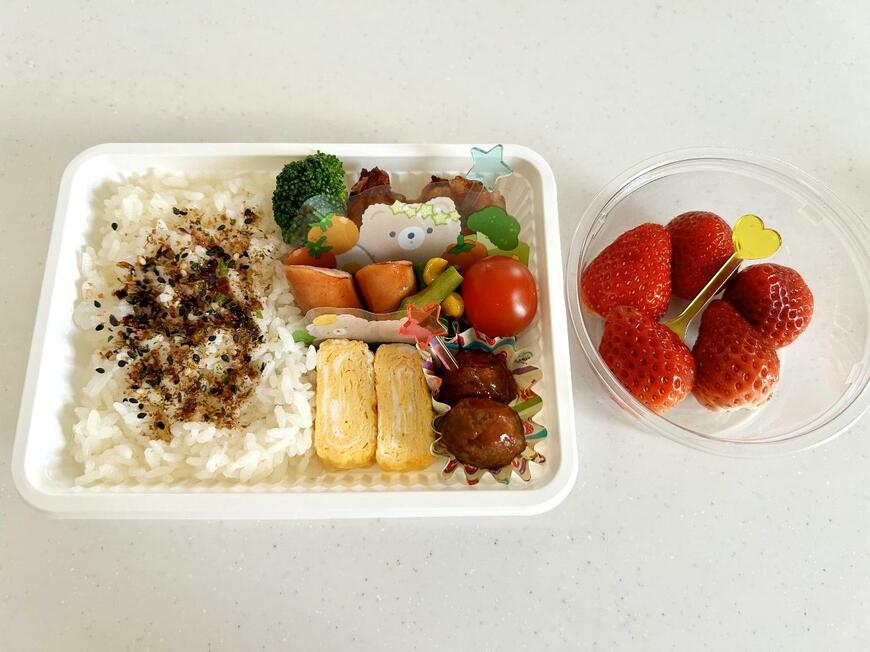 セリア「お弁当仕切りシート」使用後の弁当