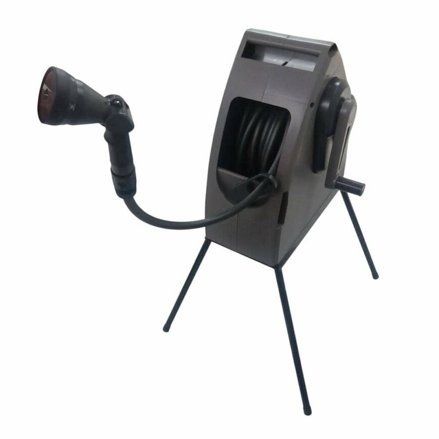 ホームセンター通販コメリドットコム Breezy Green ホースリール ギアスピードギガ 20m スタンドセット ダークグレー KGHS20DD(DGY)の画像