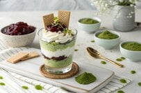 【シニア世帯ふところ事情】平均貯蓄額2560万円「貯蓄から投資へ」有価証券が5年で357万円→501万円に！資産の置き方に変化あり！