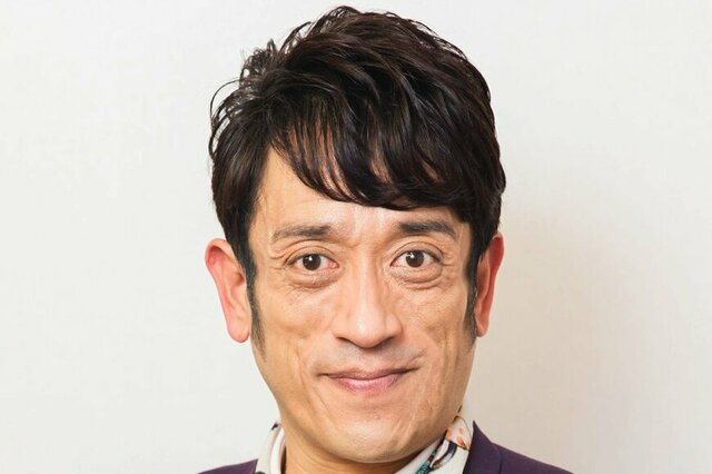 鶏むね肉たっぷり「ごろごろチキンカレー」を披露　クリス松村が夕食を紹介