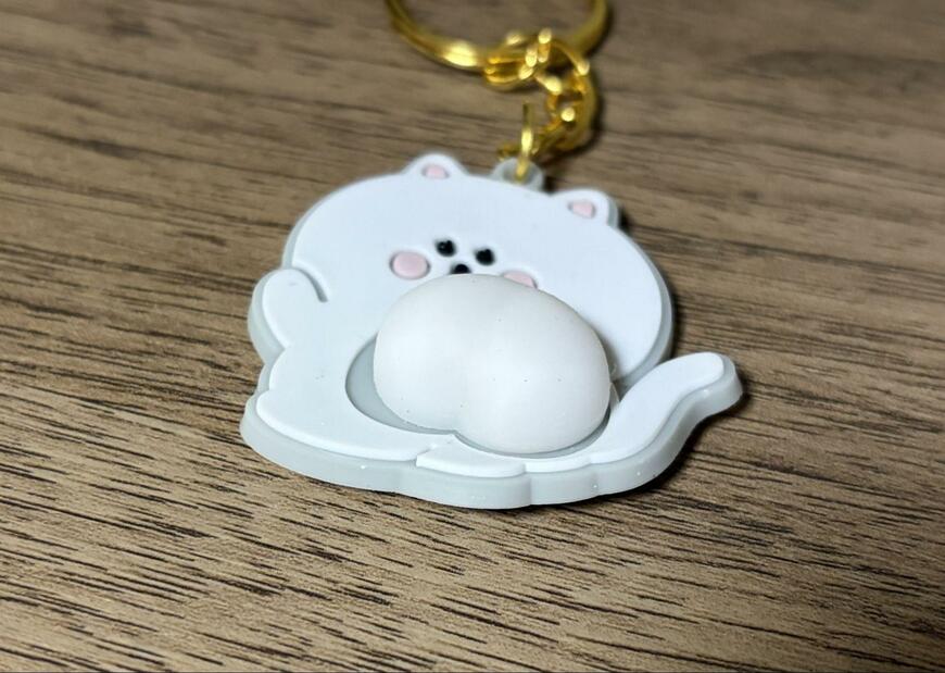 筆者撮影（セリア、キーホルダー ぷにぷにおしり）