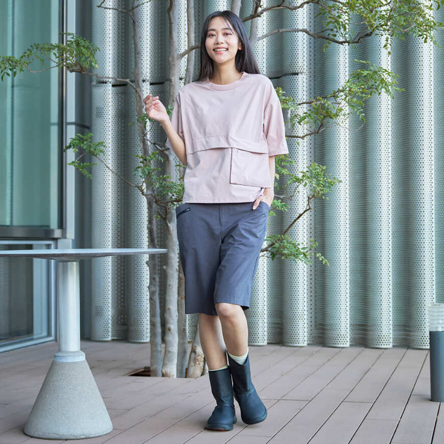 出所：ワークマン公式 レディースニュートラルポケットプルオーバー