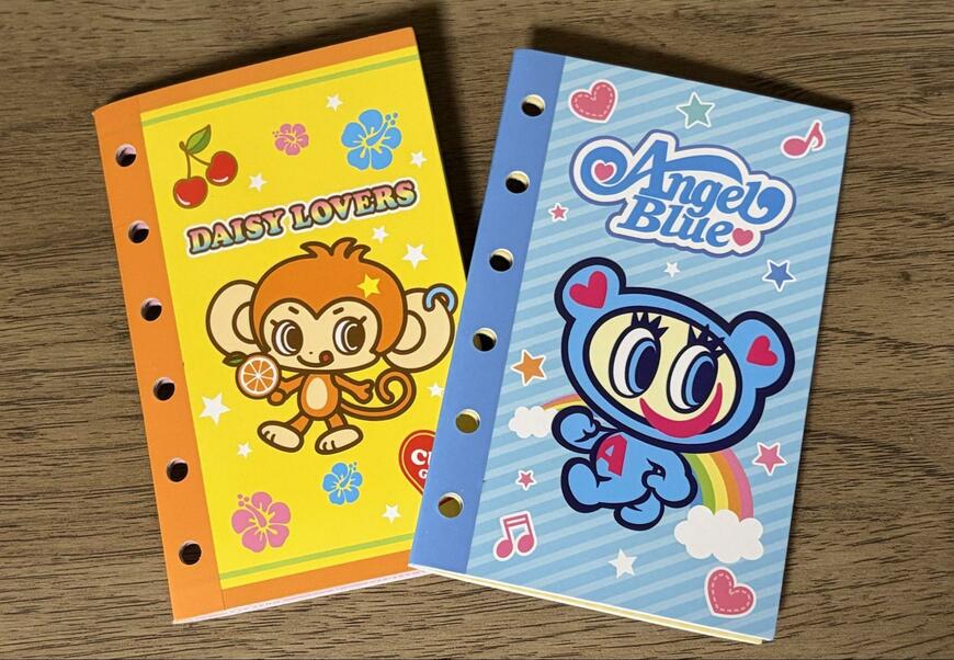 筆者撮影（セリア、AB＆DL 6穴シール帳 16P）