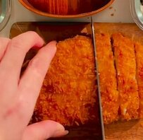 高校受験前日の娘につくる【とんかつ弁当】「勝つ」にこだわった母の愛が話題