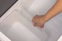 【劇的に整う収納術】ニトリの冷凍庫伸縮ケースで冷凍庫をスッキリ使いやすく大変身！「探すストレスが減った」