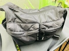 ユニクロのナイロンバッグを開けると…思わず真似したくなる収納整理アイデアに注目が集まる