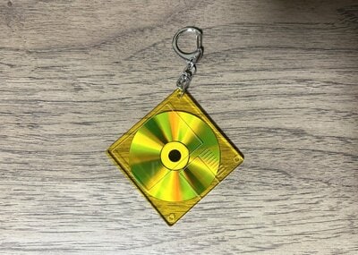 セリア、MA-2450 レトロディスク風アクリルキーホルダー商品画像