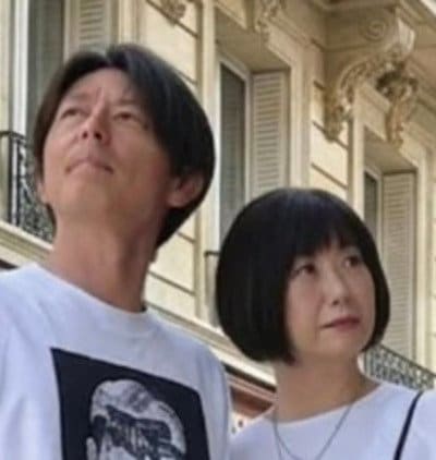 【60歳妻＆49歳夫】カジュアルな〈モノトーンリンクコーデ〉を披露　外しとリンクの絶妙なバランスがおしゃれ