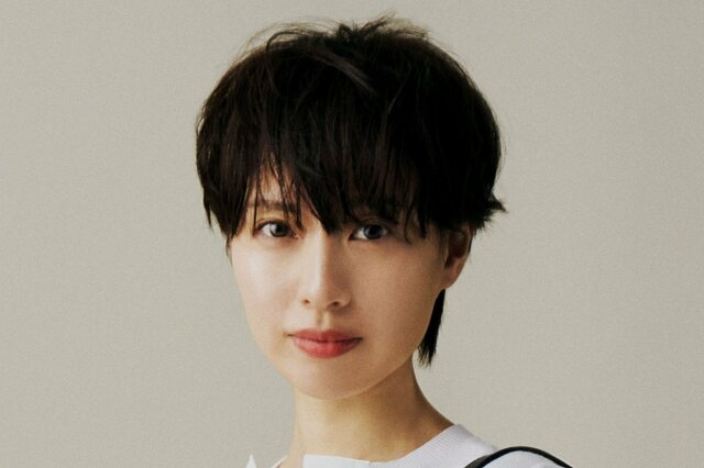 戸田恵梨香 超ミニスカで美脚披露！ばっさりハンサムショートがかっこよすぎ！GUCCIアンバサダー就任