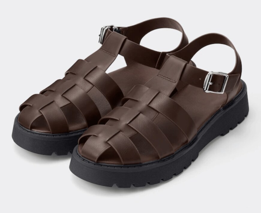 画像出典：GU公式