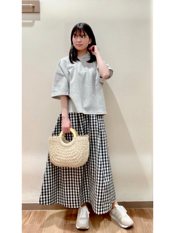 出所：ハニーズ公式通販 総柄ロングスカート