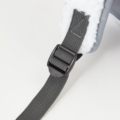 リュックの紐はアジャスター付き。ジャストサイズに長さを調節できます／出所：ニトリ公式通販ニトリネット ベビーリュック ニョロニョロ