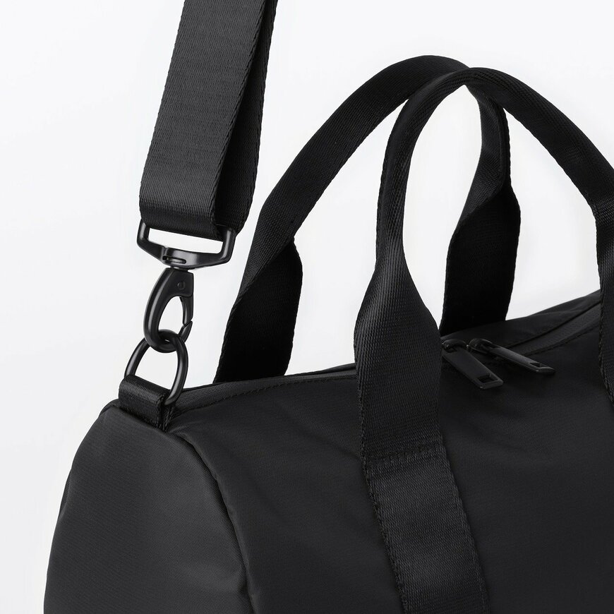 出所：無印良品ネットストア　再生ナイロンミニボストンバッグ