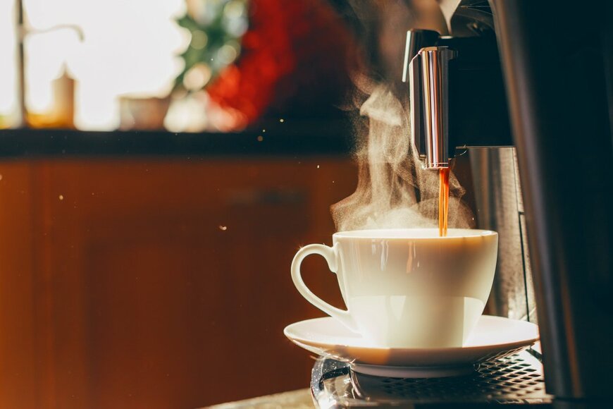 コーヒーメーカー「スタバで買える、デロンギ・バルミューダ」3機種を比較