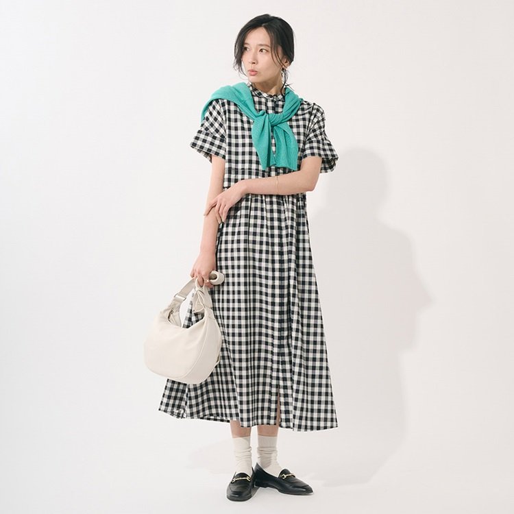 ケユカ公式　リネン混タック切替シャツワンピースの画像