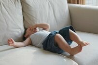 ズボンをはかない子どもに対する「ママの秘策」に5万いいね　「最高だ」「すごくわかる」