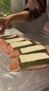 弁当歴10年の看護師妻が贈る【のりチーささみカツ弁当】たっぷりの副菜でお腹も大満足！