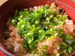 静岡県の道の駅で味わう「わさび丼」とは？すりたての爽やかな刺激に「おいしいわさびって甘い」との声