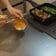 忙しい朝でもパパっと作れる【唐揚げの親子丼風弁当】ご飯の上に卵とじの具をのせて、副菜も丁寧に添えた愛妻弁当に注目