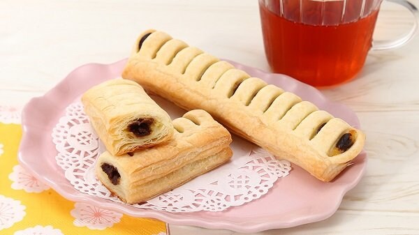 ローソンストア100の新商品:スティックパイ　カスタード＆チョコクリーム