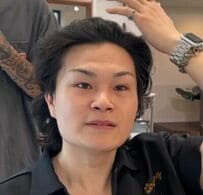 「大人っぽいパーマ」を希望する男性　縦落ちパーマで渋く変身した姿が素敵