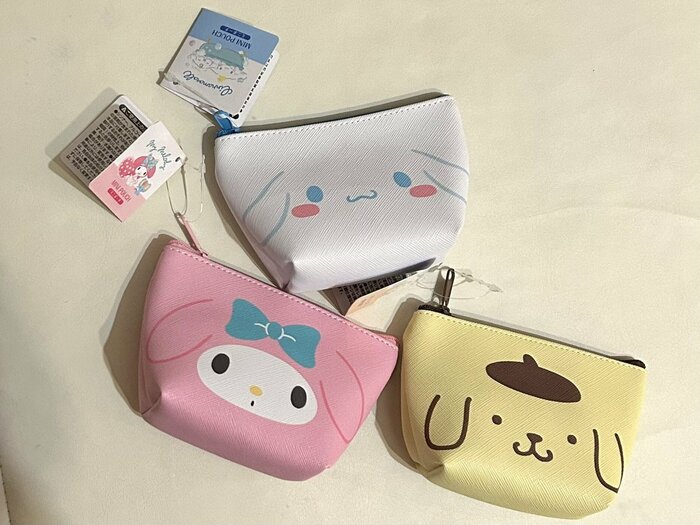 ミニポーチのサンリオキャラクターは8種類のラインナップ