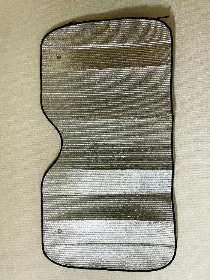 キャンドゥ　両面アルミサンシェード