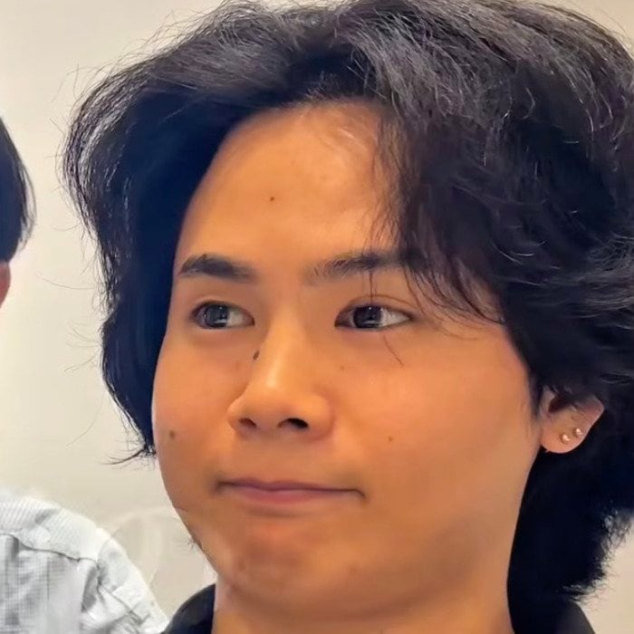 癖が強くパーマを諦めていた男性→〈曲がる縮毛矯正〉でフェザーパーマ風スタイルを実現「いやマジで本当に嬉しいっすわ」と感動