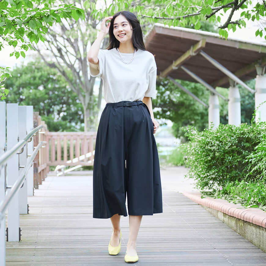 出所：ワークマン公式オンラインストア レディースリラックスUVガウチョパンツ無地