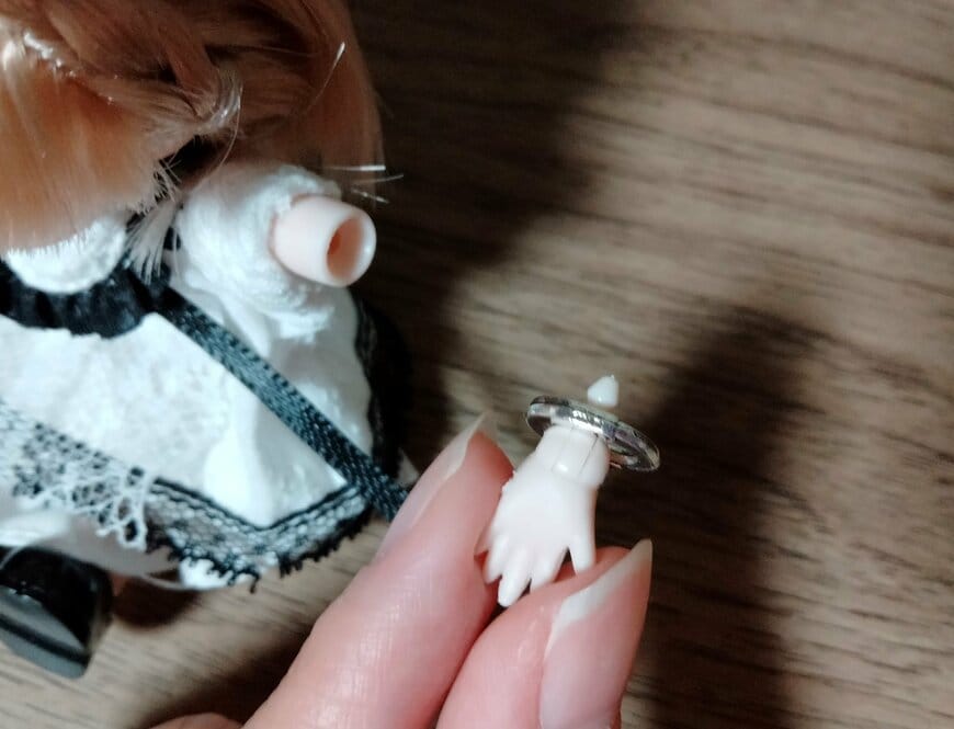 筆者撮影（山田化学株式会社、ミニチュア 手錠）