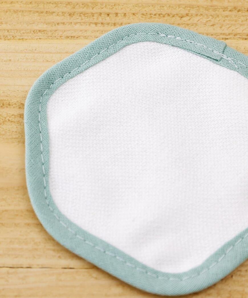 出所：パルグループ公式ファッション通販サイト 3COINS なみなみコースター2枚セット／KITINTO