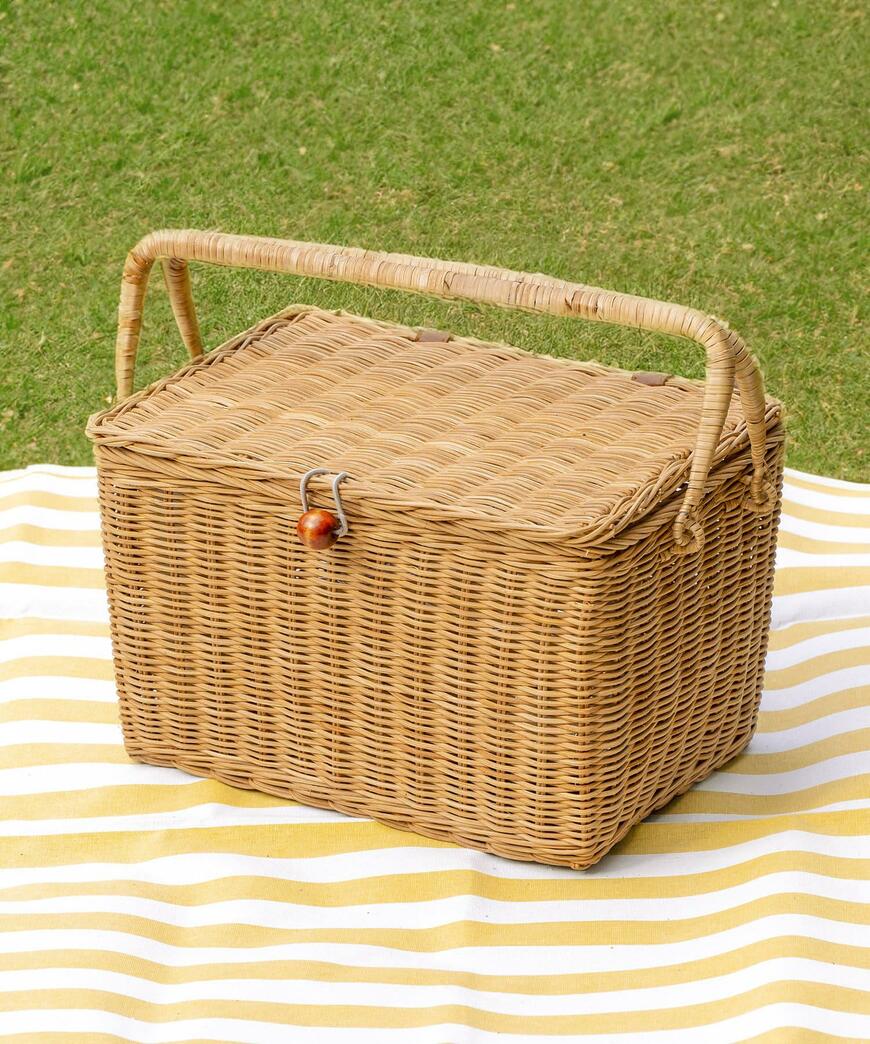 出所：パルグループ公式ファッション通販サイト 3COINS ピクニックバスケット