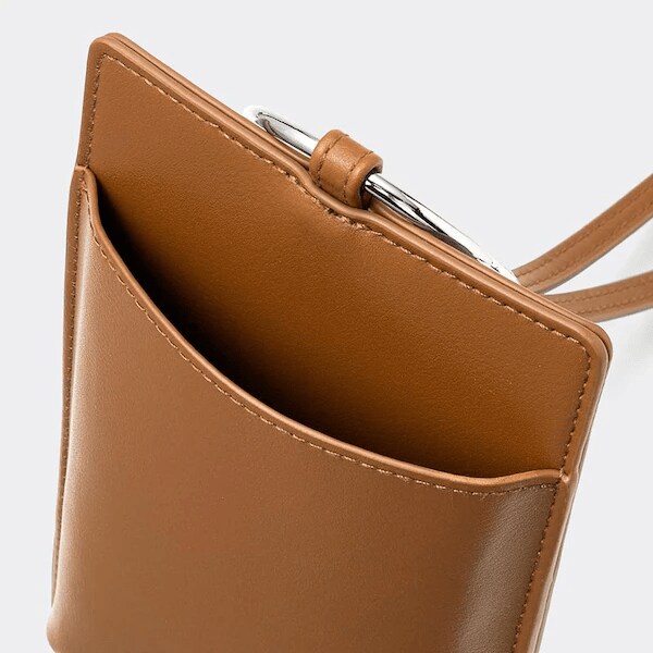 出所：GU公式ファッション通販サイト アクセサリーポーチ