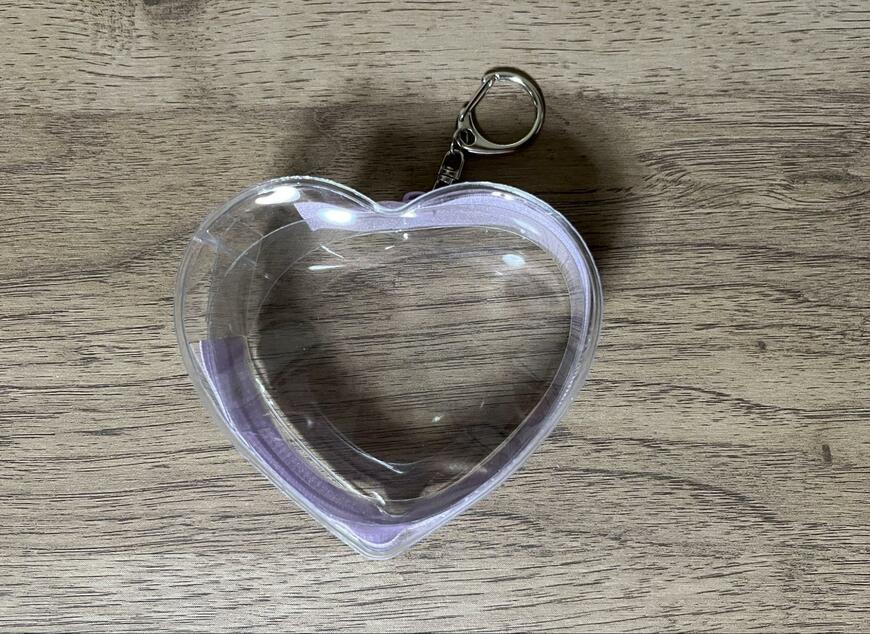 セリア、推し活ポーチ ハート（ブルー・グリーン・パープル）画像