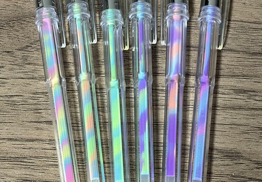 ダイソー、ボールペン(レインボー、中性、2本)の画像