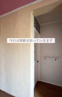 「10時間お疲れさまでした」築30年の戸建実家DIYリフォーム…玄関の〈壁＆靴箱〉→真っ白な「パリのアパルトマン風」に大変身！